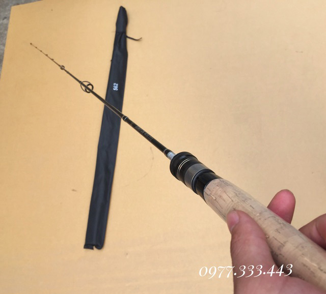 can-cau-tom-01